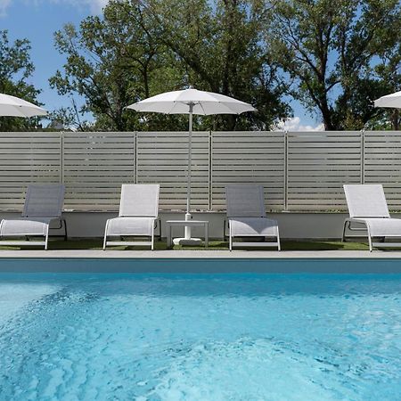 Hotel Ervill Rimini Bagian luar foto